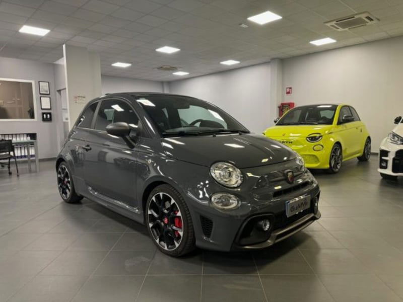Abarth 595 Cabrio 595 C 1.4 Turbo T-Jet 180 CV Competizione 