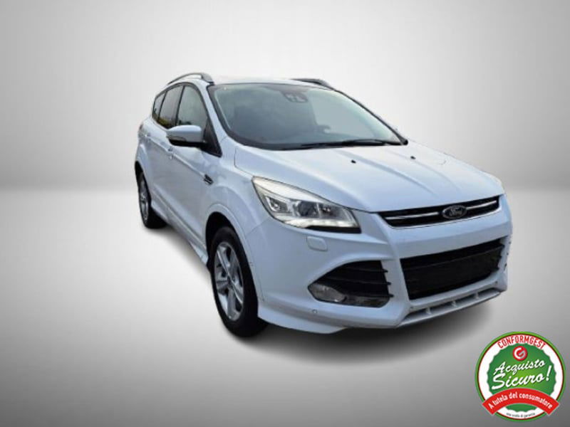 Ford Kuga 2.0 TDCI 150 CV S&S 4WD Powershift Titanium