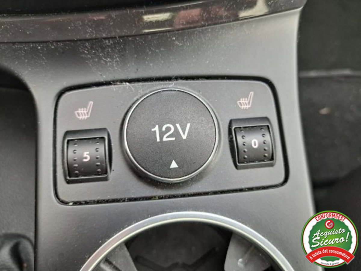 Ford Kuga 2.0 TDCI 150 CV S&S 4WD Powershift Titanium (16)