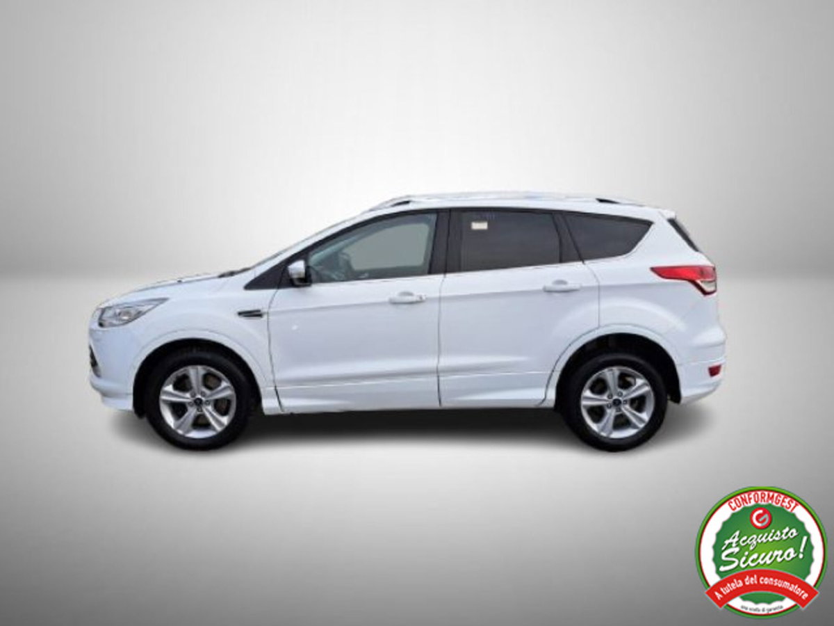 Ford Kuga 2.0 TDCI 150 CV S&S 4WD Powershift Titanium (6)