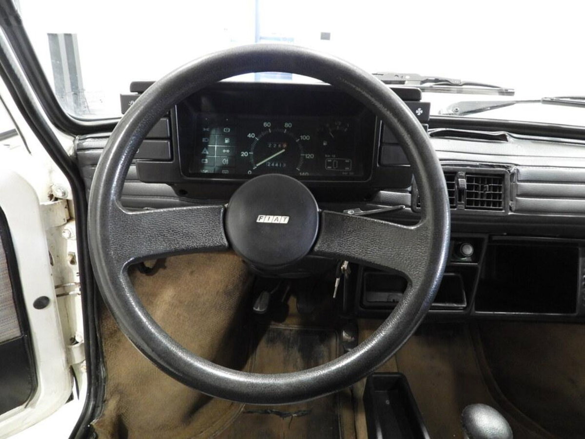 Fiat 126 650 (23 CV) (9)