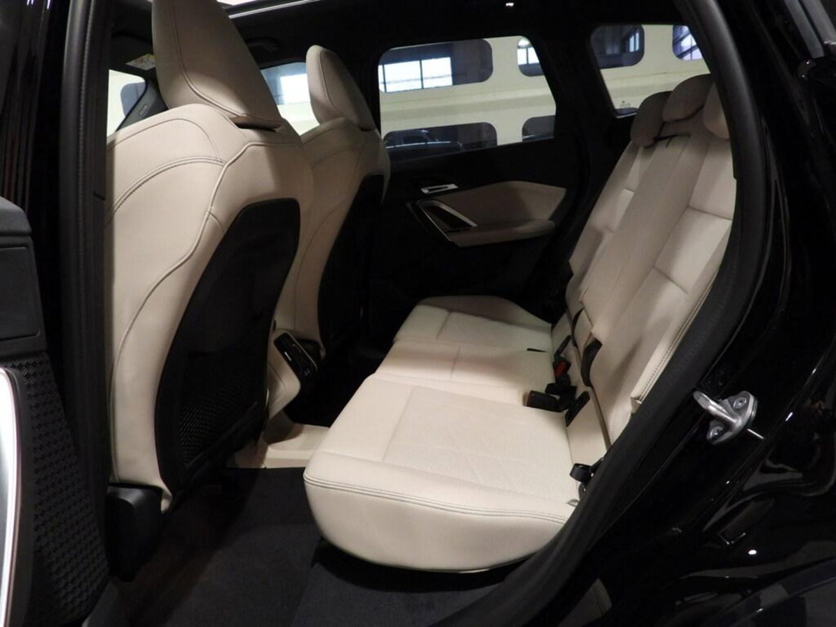 BMW X1 sDrive 18d Msport (11)