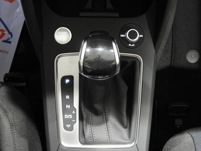 Audi Q2 Q2 30 TDI S tronic Business (9)