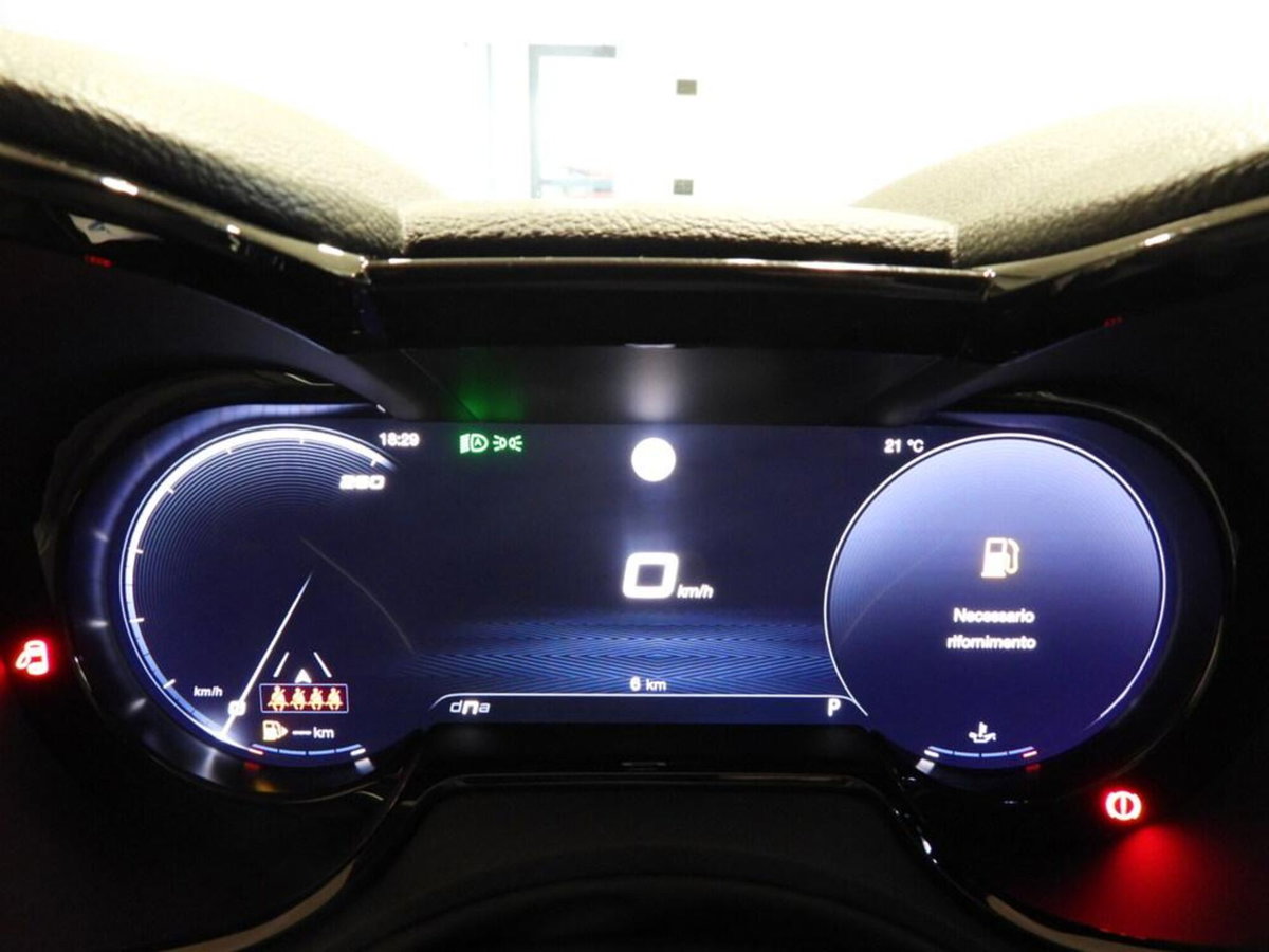 Alfa Romeo Tonale 1.5 hybrid Sprint 130cv tct7 (9)