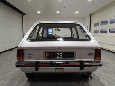 Ford Fiesta 900 L (3)