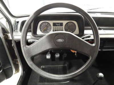 Ford Fiesta 900 L (7)