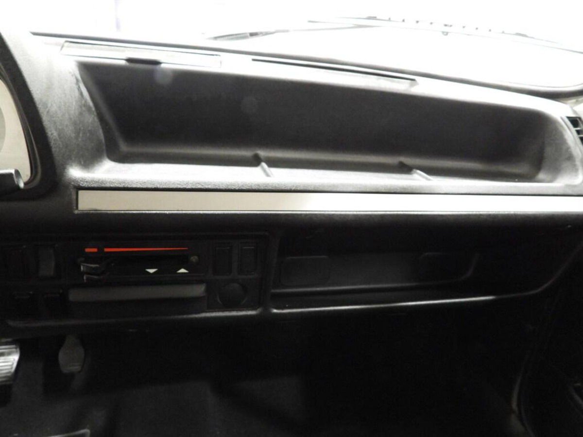 Ford Fiesta 900 L (9)