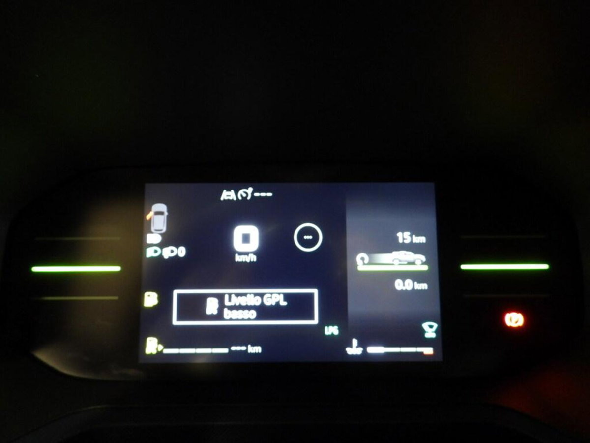 Dacia Duster 1.0 Eco-G Essential 100cv (10)