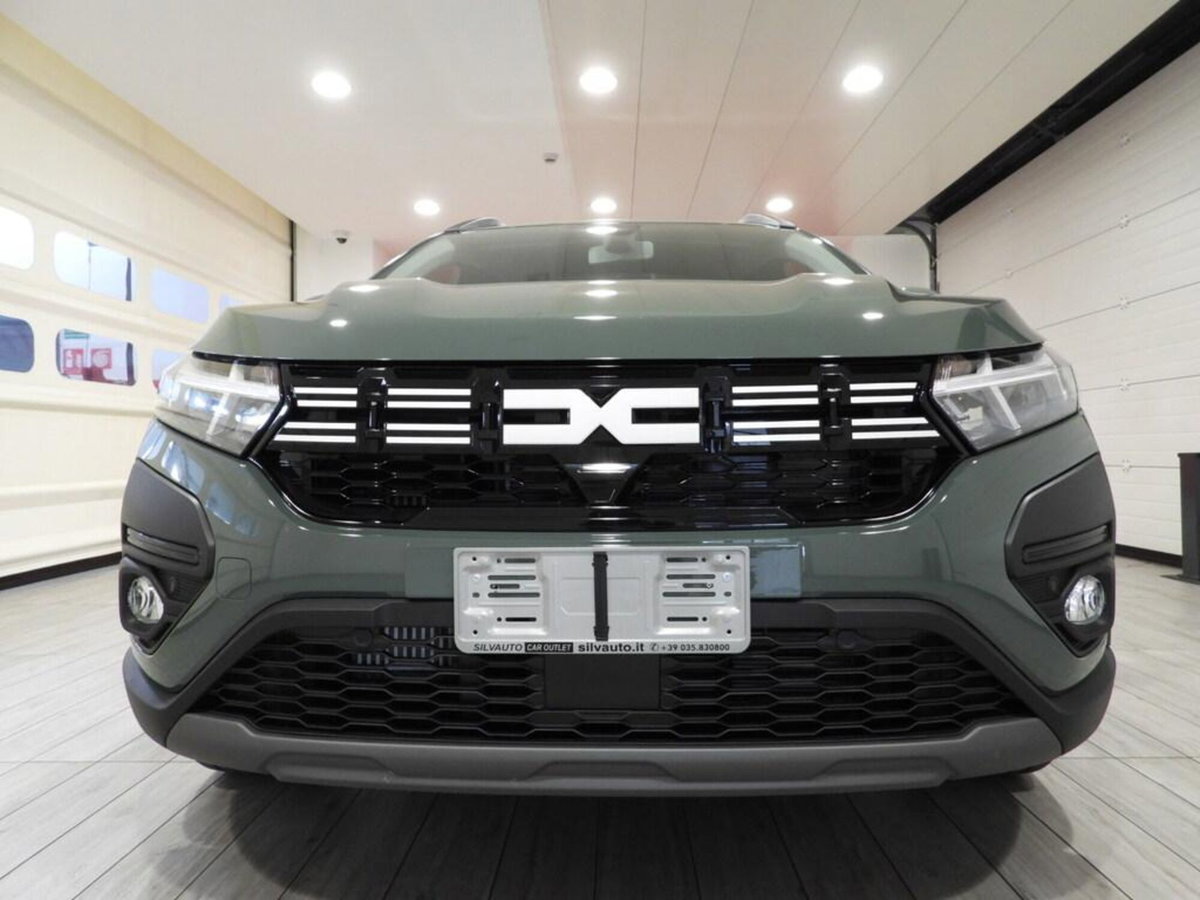 Dacia Jogger 1.0 tce Essential Gpl 100cv (10)