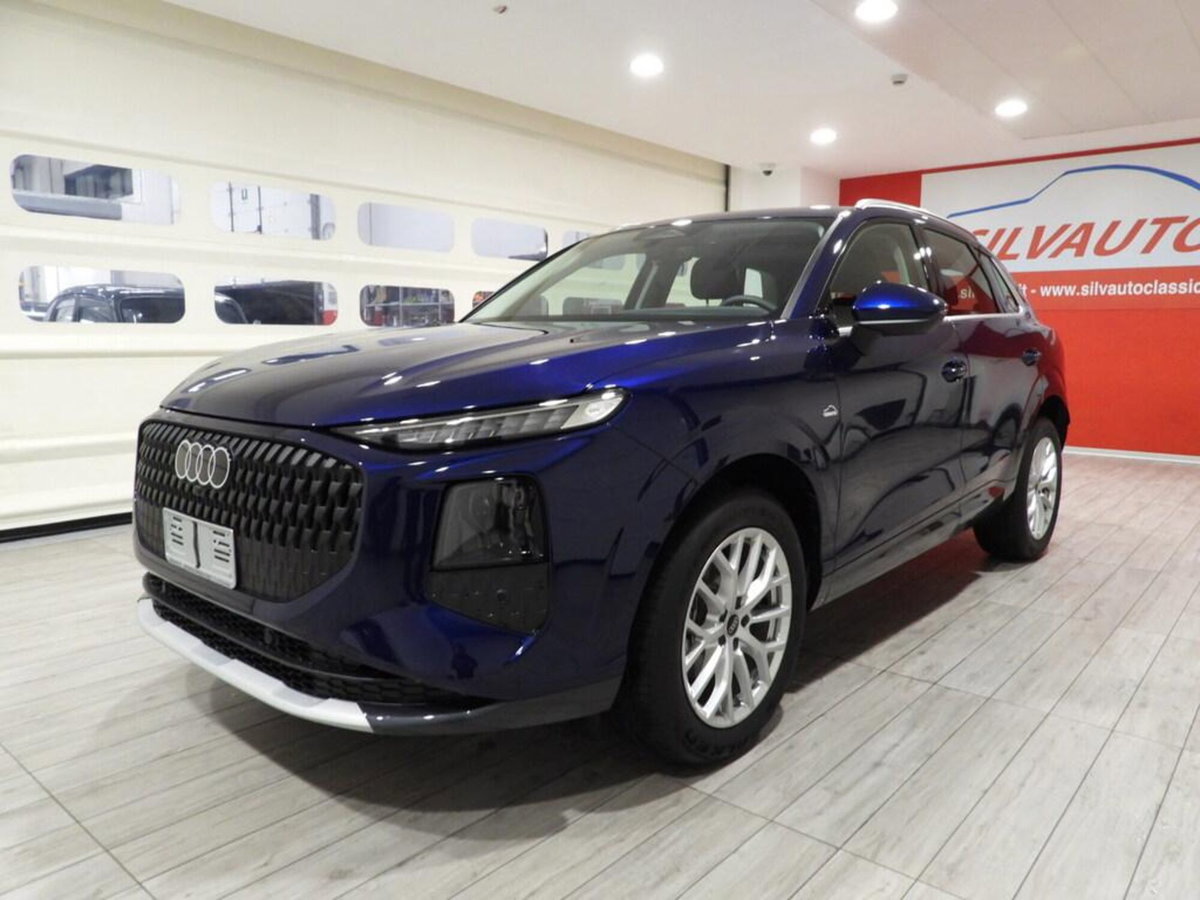 Audi Q3 35 TDI quattro S tronic Business (3)