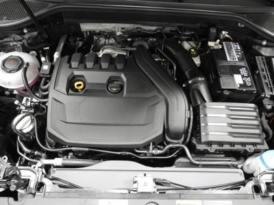 Audi Q2 Q2 35 TFSI S tronic Business (14)