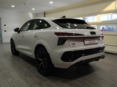 Audi Q3 35 TDI quattro S tronic Business (6)