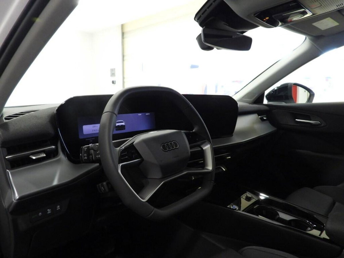 Audi Q3 35 TDI quattro S tronic Business (8)