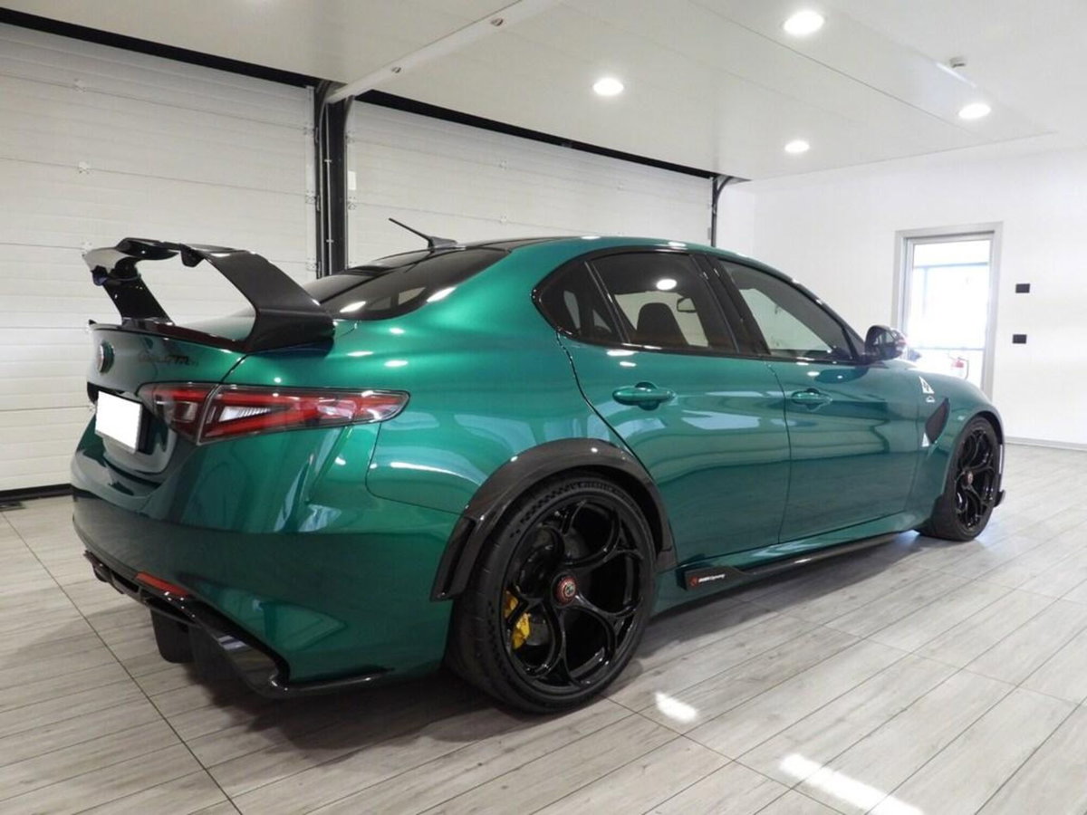 Alfa Romeo Giulia 2.9 T V6 AT8 Quadrifoglio (3)