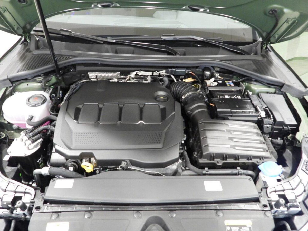 Audi A3 Sportback 2.0 TDI S tronic Business (14)