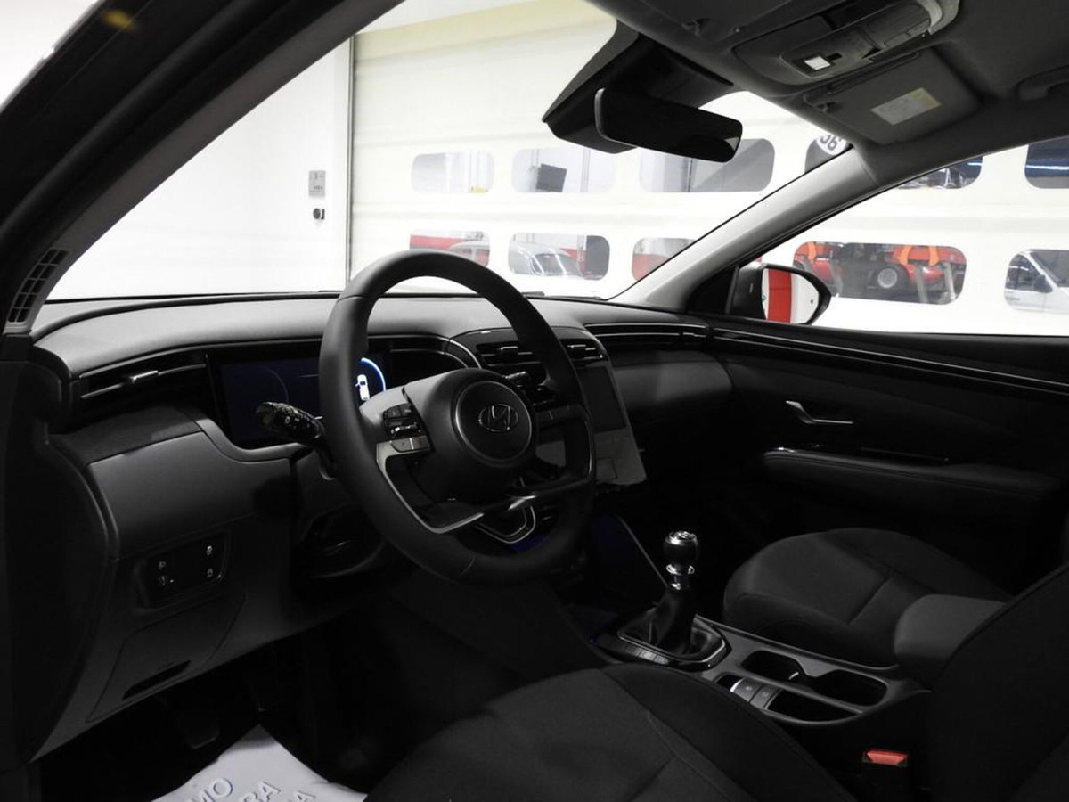 Hyundai Tucson 1.6 t-gdi 48V Xtech 2wd imt (5)