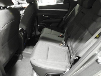 Hyundai Tucson 1.6 t-gdi 48V Xtech 2wd imt (9)