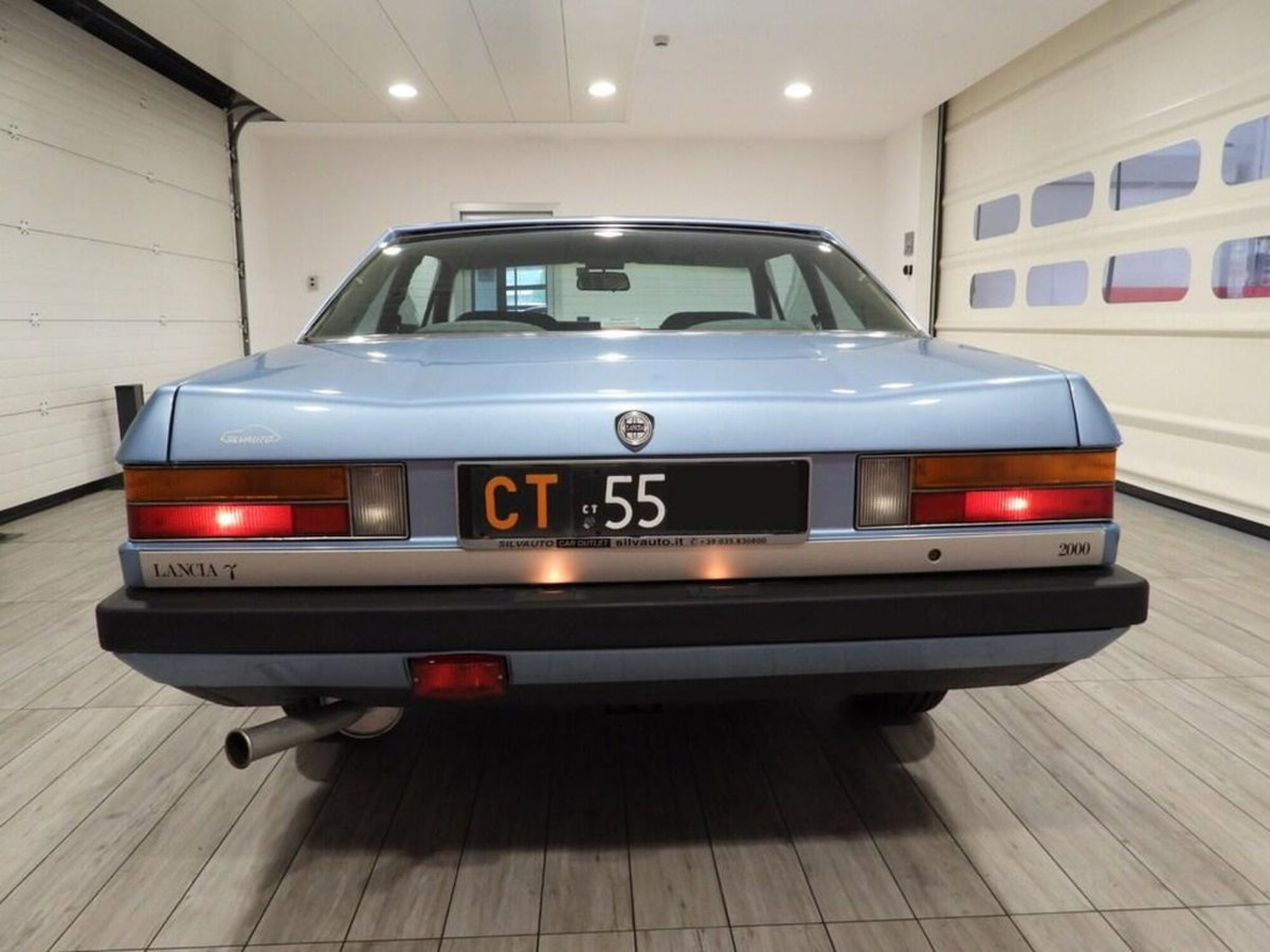 Lancia Gamma 2.0 (11)