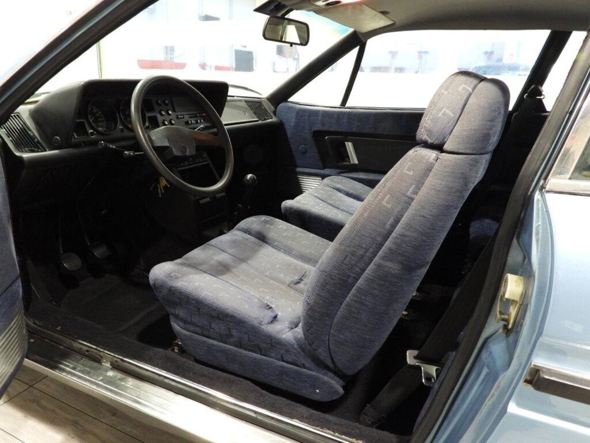 Lancia Gamma 2.0 (5)