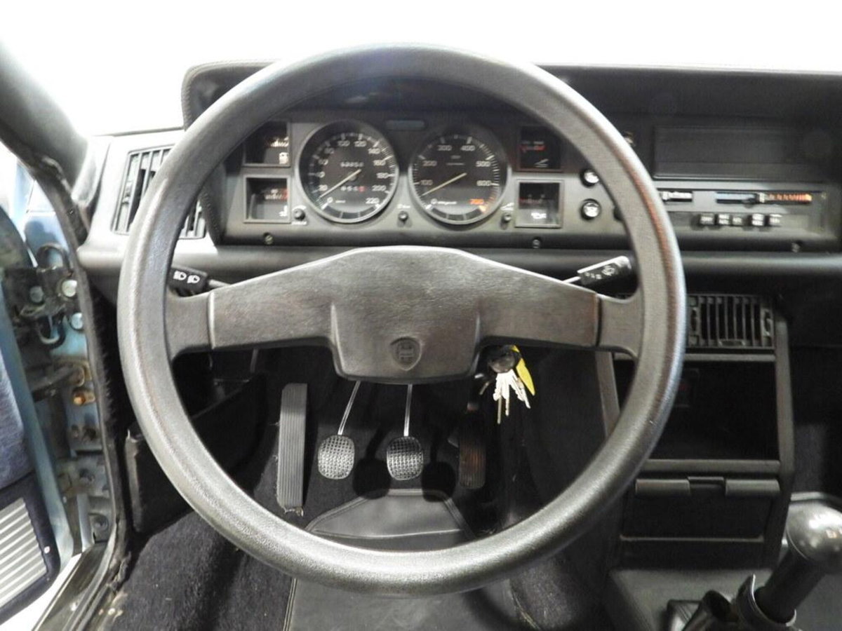 Lancia Gamma 2.0 (6)
