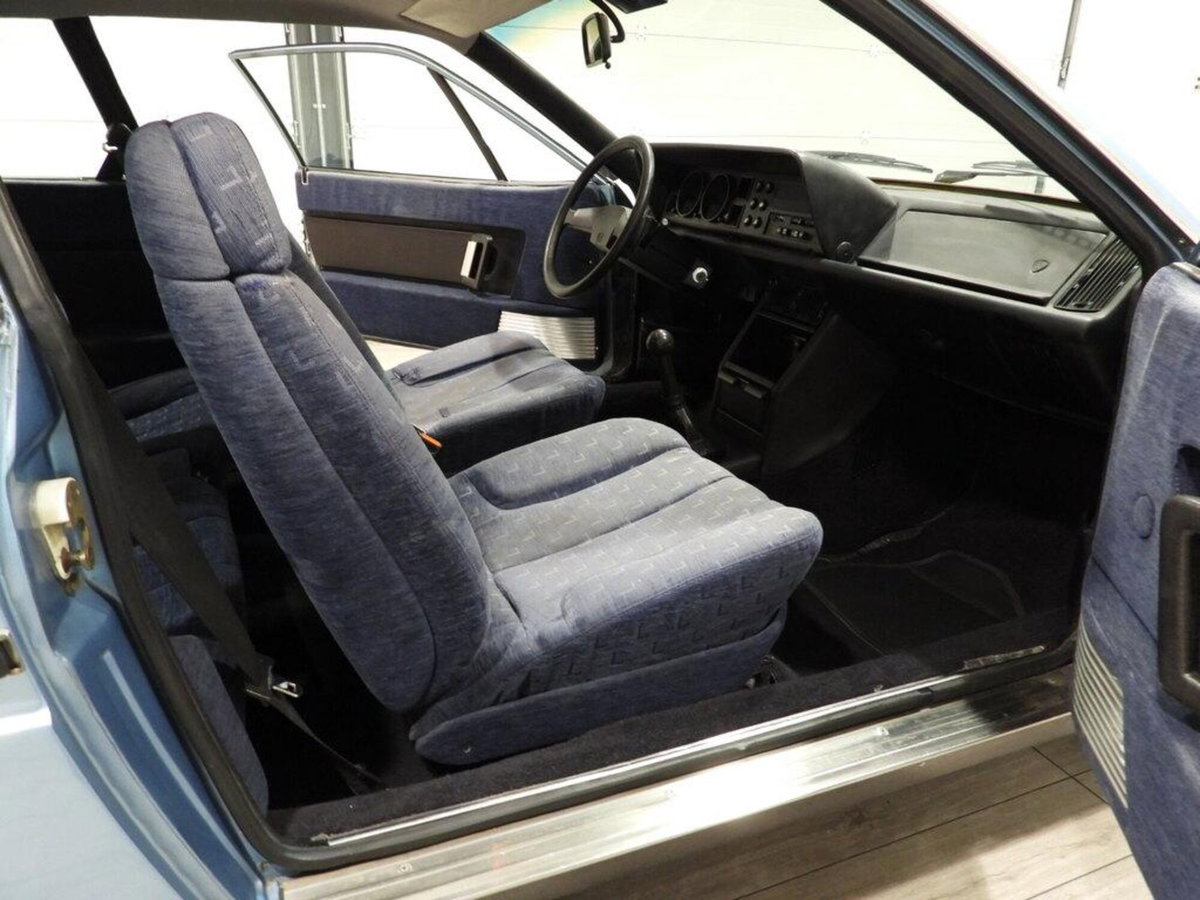 Lancia Gamma 2.0 (8)