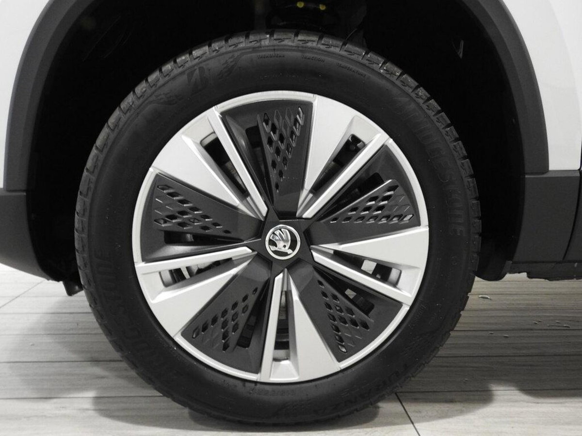 Skoda Karoq 1.0 TSI 110 CV Ambition (5)