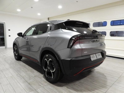 Alfa Romeo Junior 1.2 ibrida Sport Speciale 145cv edct6 (7)