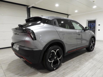 Alfa Romeo Junior 1.2 ibrida Sport Speciale 145cv edct6 (9)