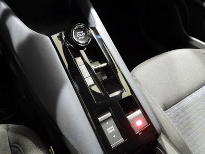 Alfa Romeo Junior 1.2 ibrida 145cv edct6 (12)
