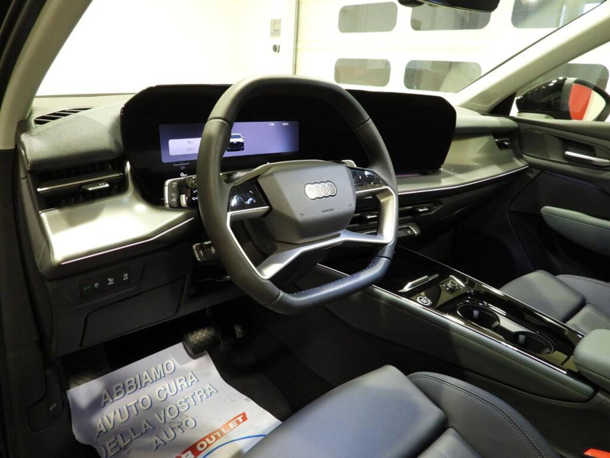 Audi Q3 35 TDI quattro S tronic Business (10)