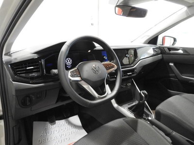 Volkswagen Polo 1.0 evo Life 80cv (6)