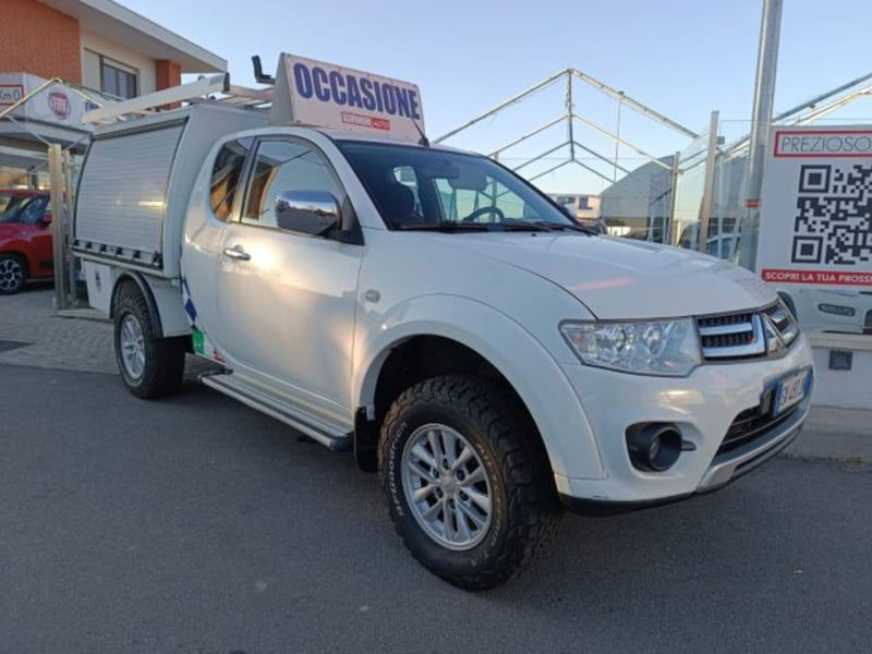 Mitsubishi L200 2.5 DI-D/136CV SC Inform DPF