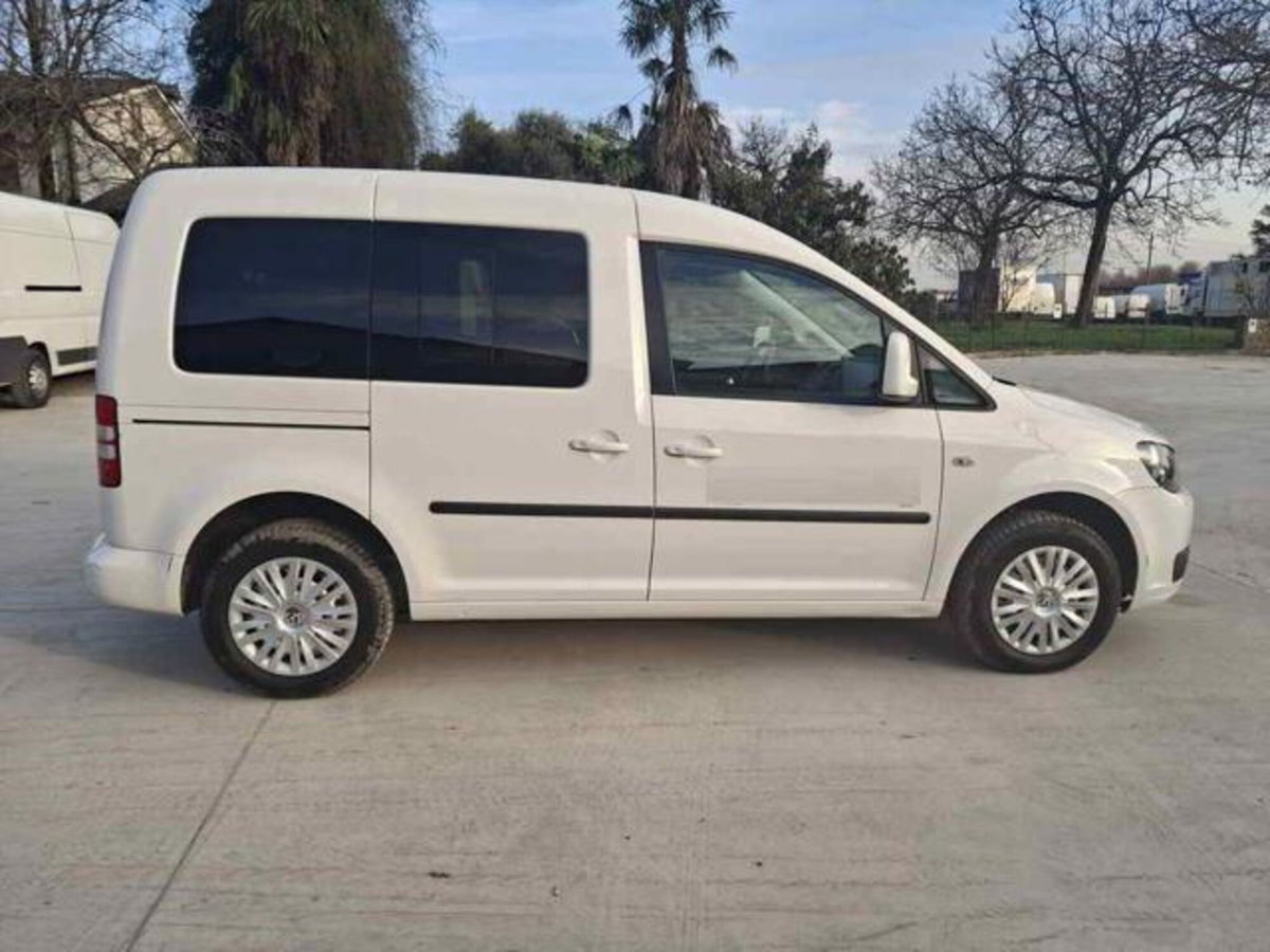 Volkswagen Caddy 1.6 TDI 102 CV 5p. Comfortline (6)
