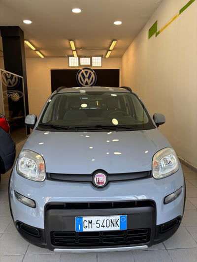 Fiat Panda 1.0 FireFly S&S Hybrid City Cross  usata