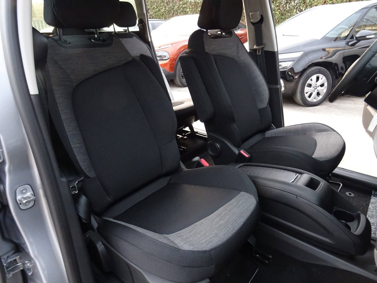 Citroen C4 SpaceTourer Space  BlueHDi 130 S&S Feel (18)
