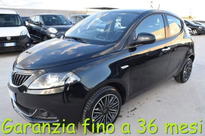 Lancia Ypsilon 1.0 FireFly 5 porte S&S Hybrid Gold Plus usata