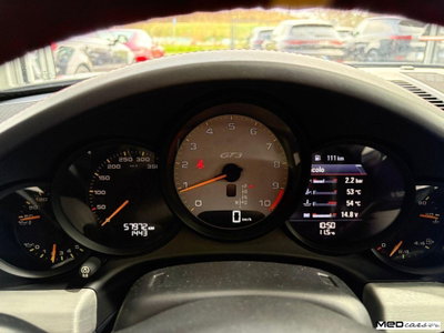 Porsche 911 Coupé 3.8 GT3 (11)