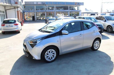 Toyota Aygo Connect 1.0 VVT-i 72 CV 5 porte x-cool usata