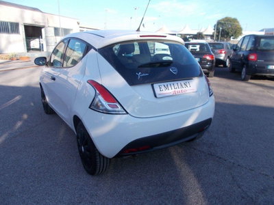 Lancia Ypsilon 1.2 69 CV 5 porte S&S Elefantino Blu (4)