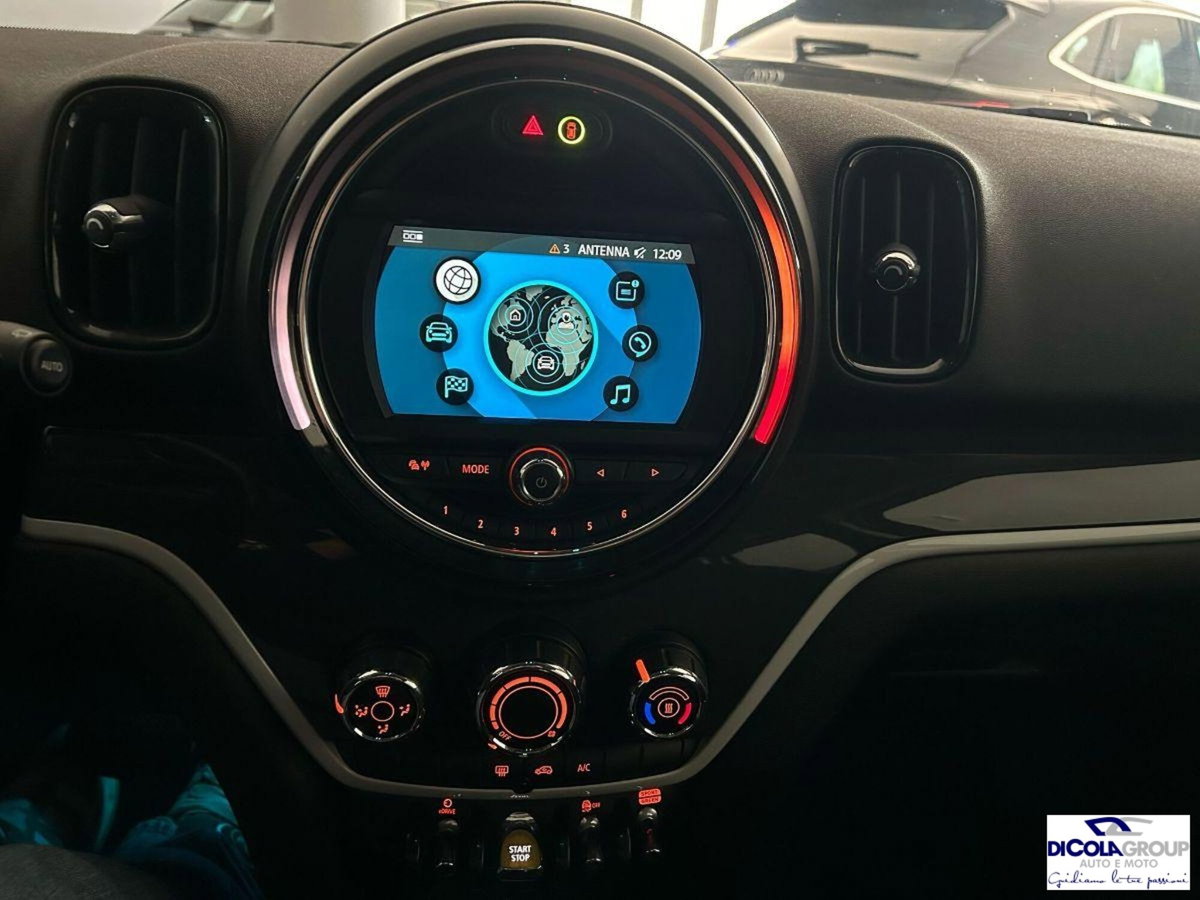 MINI Mini Countryman E JCW (10)