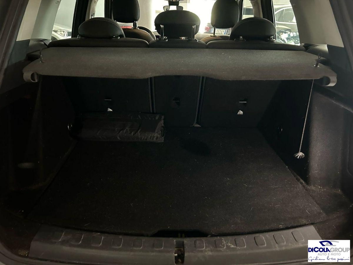 MINI Mini Countryman E JCW (13)