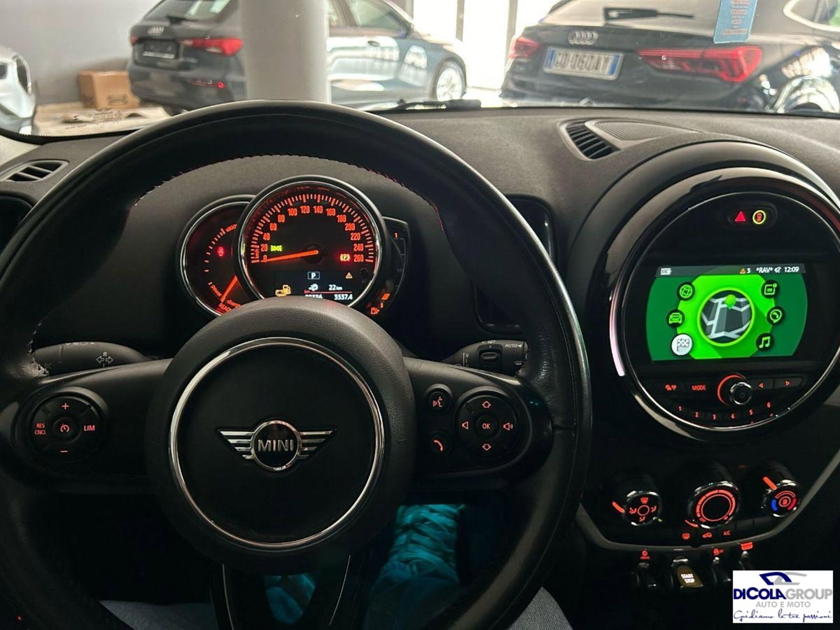 MINI Mini Countryman E JCW (9)