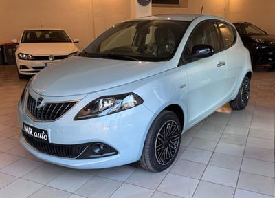 Lancia Ypsilon 1.0 FireFly 5 porte S&S Hybrid Ecochic Gold nuova