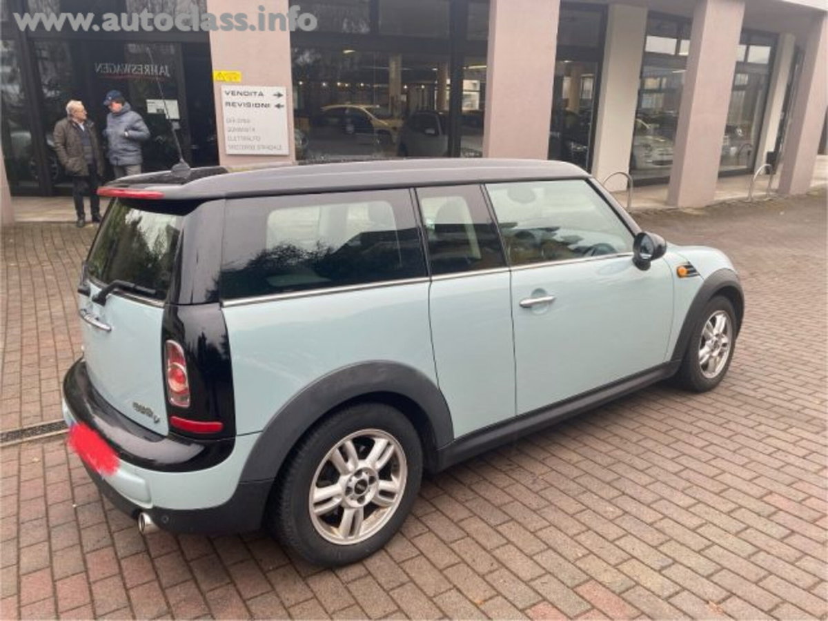 MINI Mini Clubman 1.6 16V Cooper D Clubman (4)