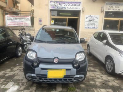 Fiat Panda 1.0 FireFly S&S Hybrid City Cross  usata