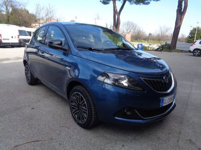Lancia Ypsilon 1.0 FireFly 5 porte S&S Hybrid Gold Plus usata