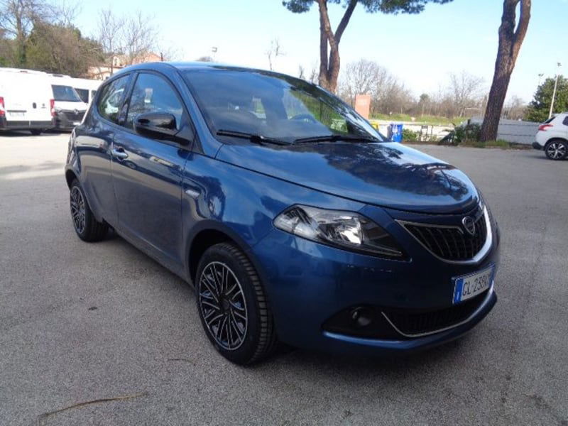 Lancia Ypsilon 1.0 FireFly 5 porte S&S Hybrid Gold Plus
