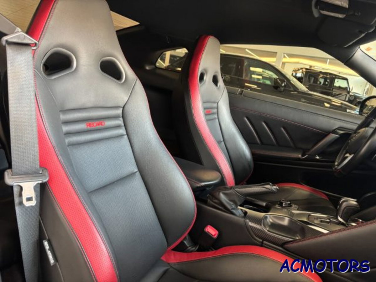 Nissan GT-R 3.8 V6 (13)