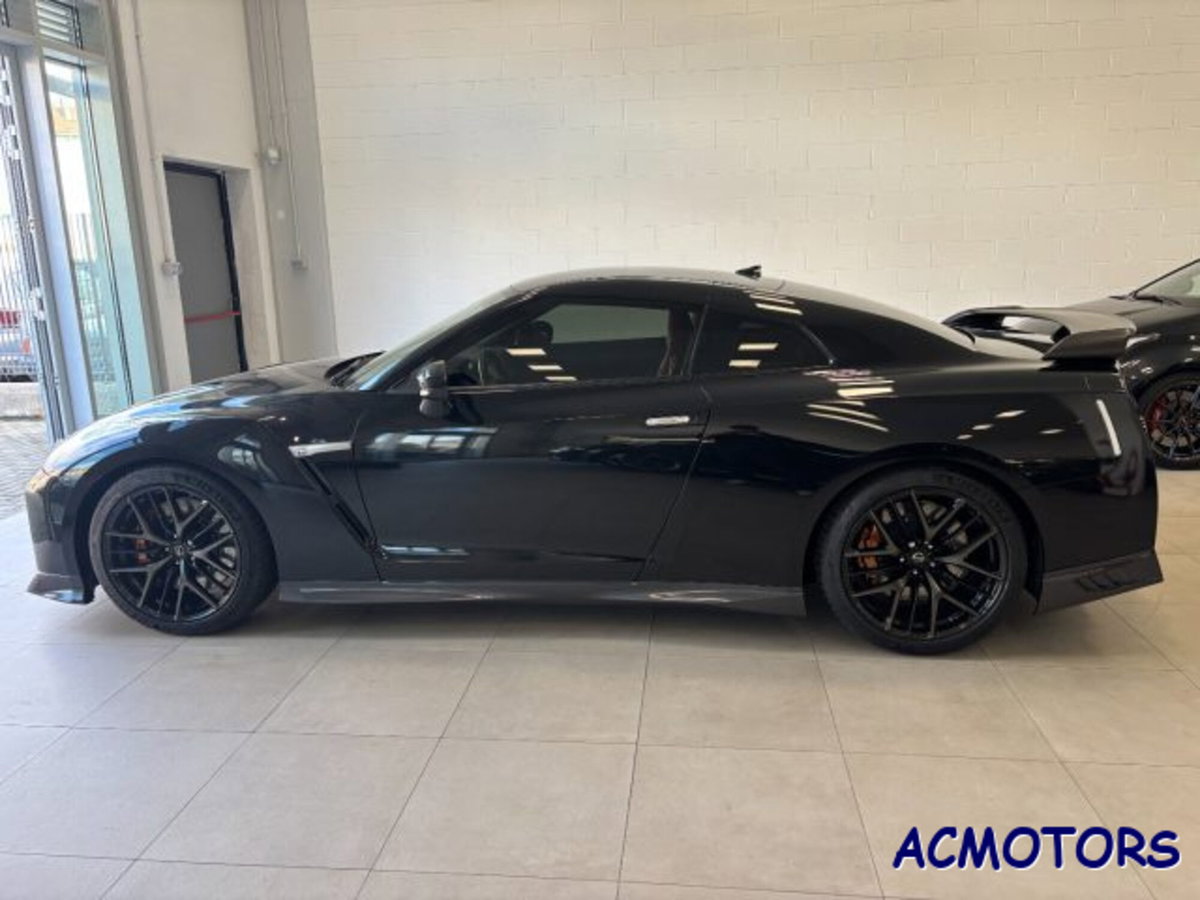 Nissan GT-R 3.8 V6 (3)
