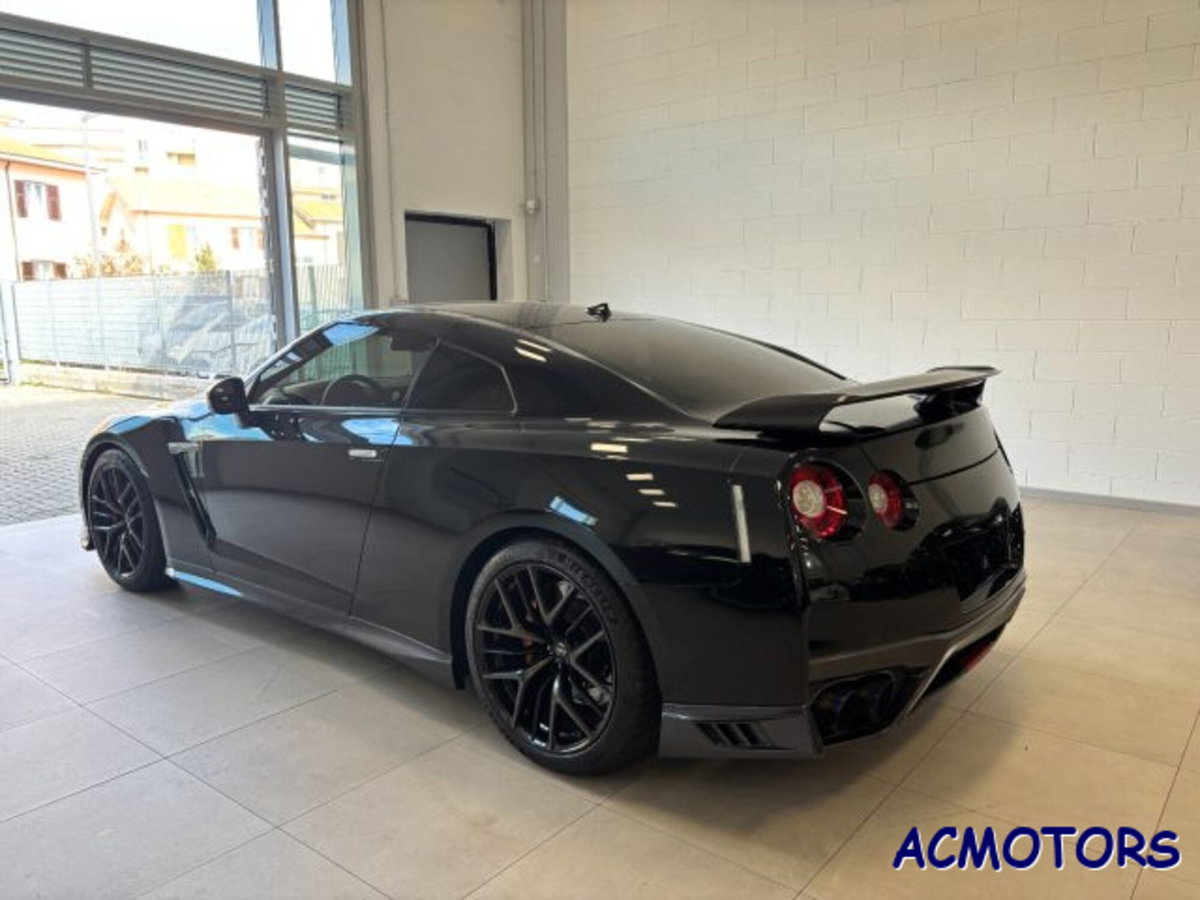 Nissan GT-R 3.8 V6 (4)